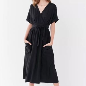 Urban Outfitters Women's Gabrielle Linen Midi Wrap Dress